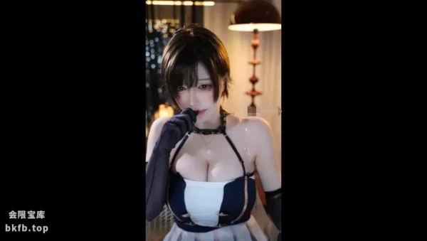 雨教皇/一色雨：危险的近距离接触 | “只要删掉照片，什么都答应你”