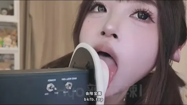 辣不辣Hyo：近距离意识流哄睡