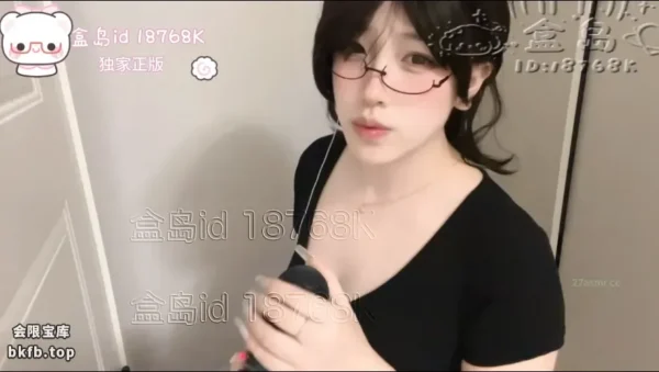 璐璐哄睡屋/璐璐呼噜蛋/璐璐睡不着：又白又大