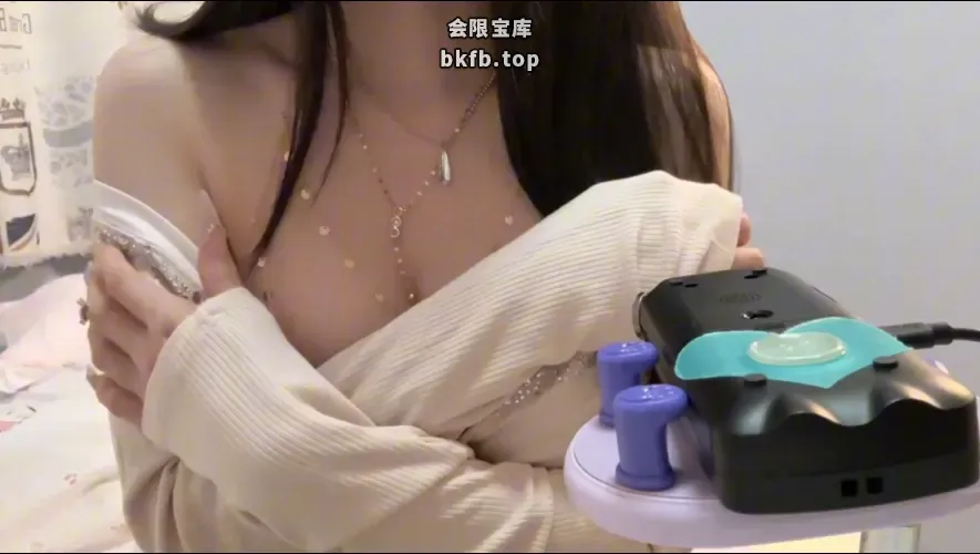 玉玉小汤圆儿：三合一刮擦哄睡音 1